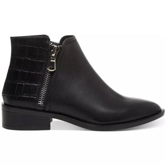 STEVE MADDEN HICKORY ANKLE BOOTIES IN BLACK NWOB - Picture 2 of 5